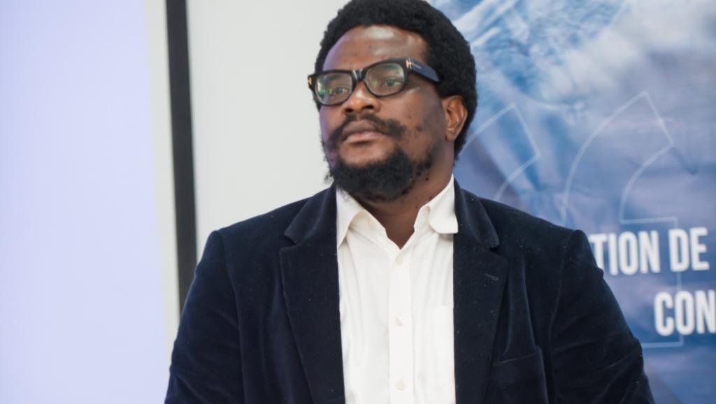 Grande réunion publique